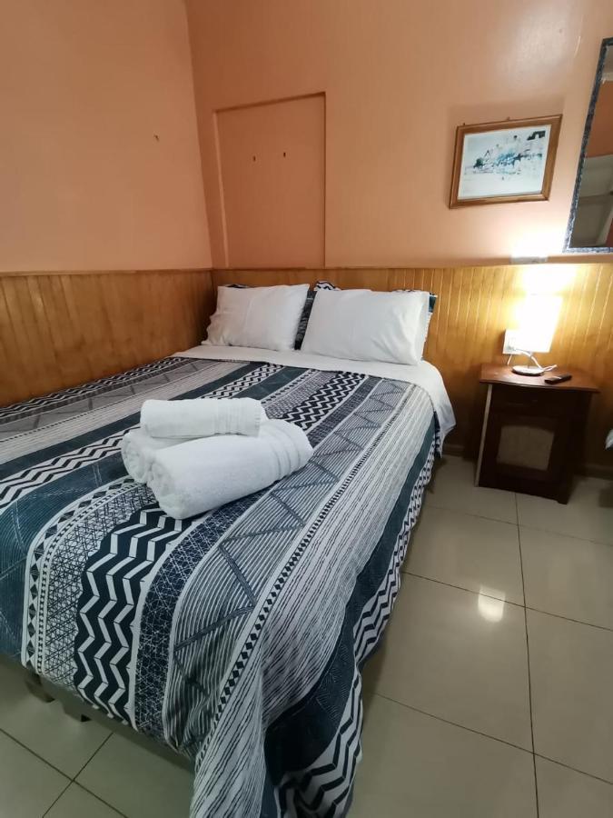 Hostal Las Heras Темуко Экстерьер фото