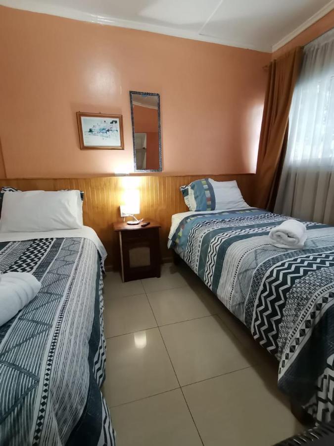 Hostal Las Heras Темуко Экстерьер фото